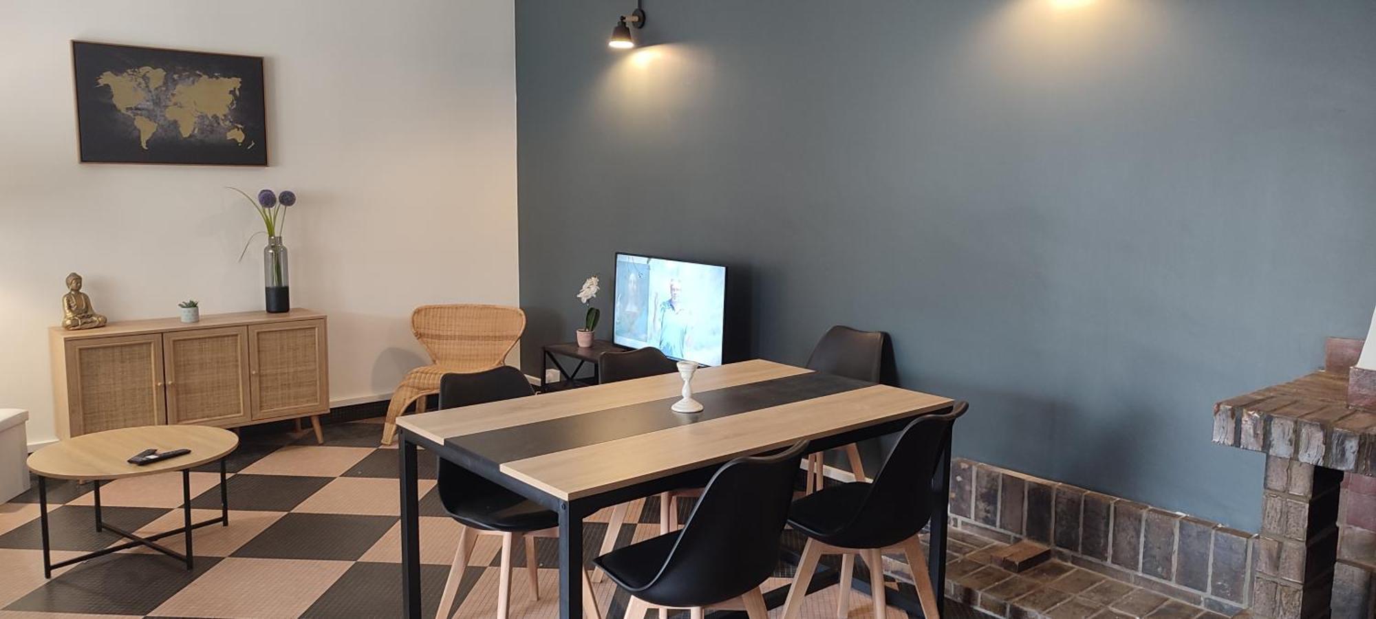 Maison Charmante Avec Patio ! ブールジュ エクステリア 写真